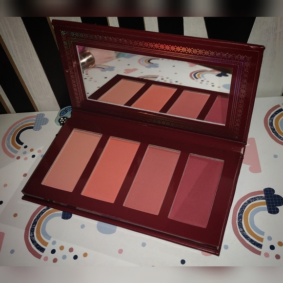 Ace Beaute Other - ACE BEAUTÉ Blushed In Paradise Palette